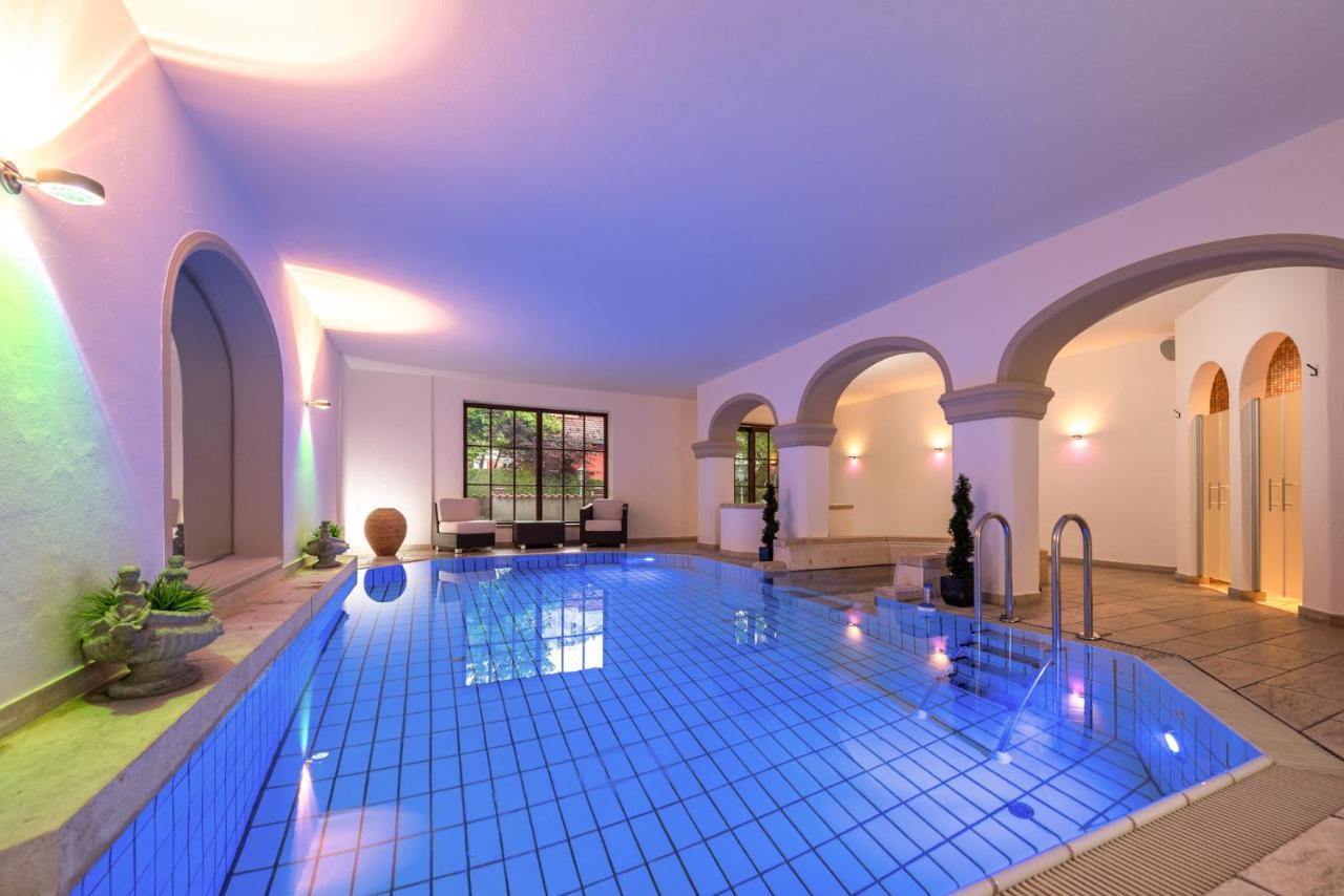 אוברשטאופן Hotel Hirsch מראה חיצוני תמונה