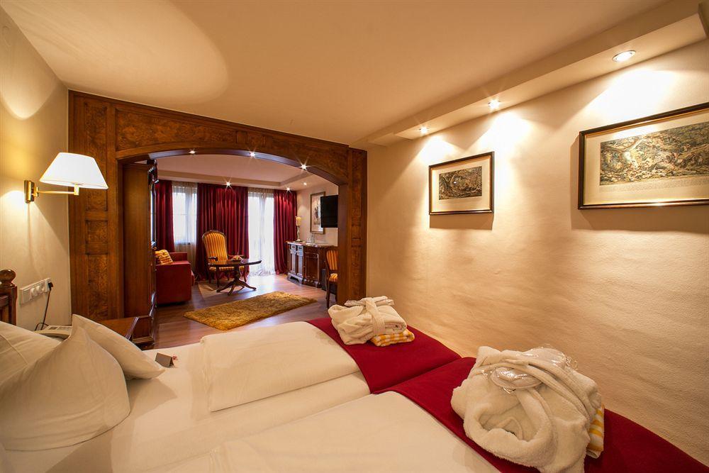 אוברשטאופן Hotel Hirsch מראה חיצוני תמונה