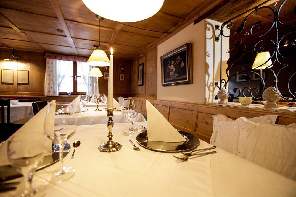 אוברשטאופן Hotel Hirsch מראה חיצוני תמונה