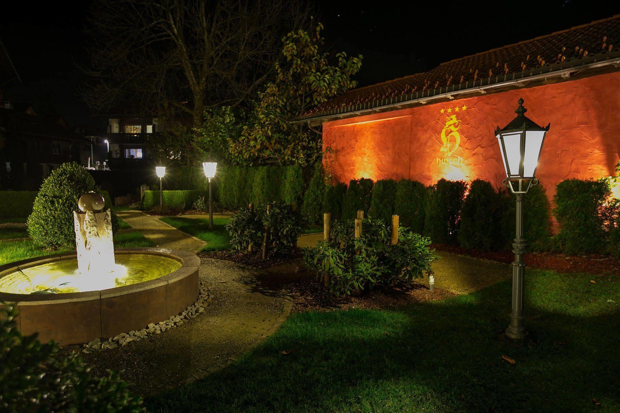 אוברשטאופן Hotel Hirsch מראה חיצוני תמונה