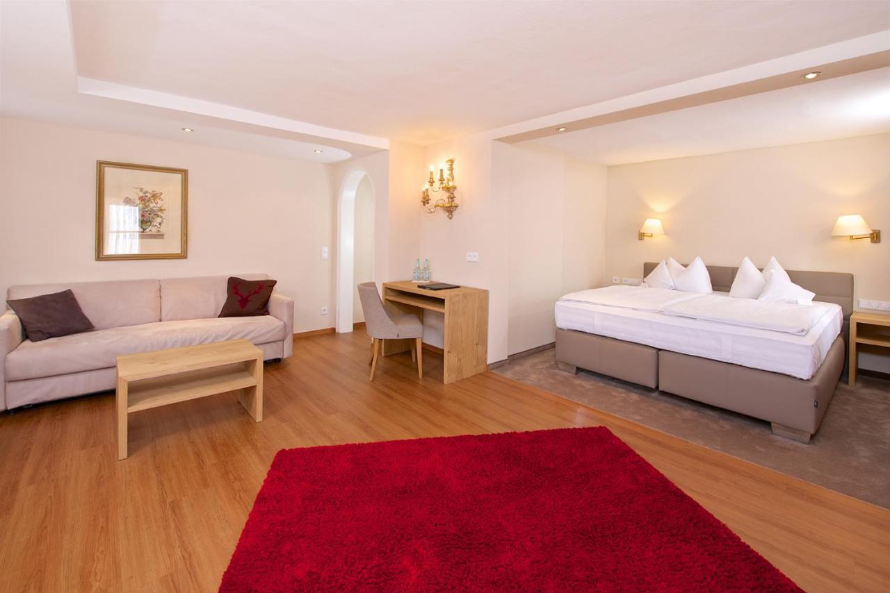 אוברשטאופן Hotel Hirsch מראה חיצוני תמונה