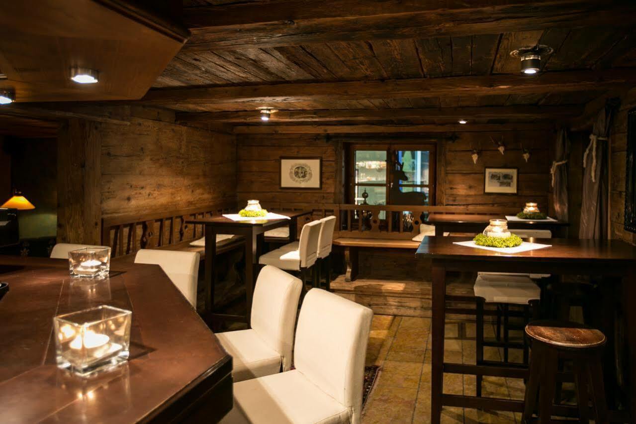 אוברשטאופן Hotel Hirsch מראה חיצוני תמונה